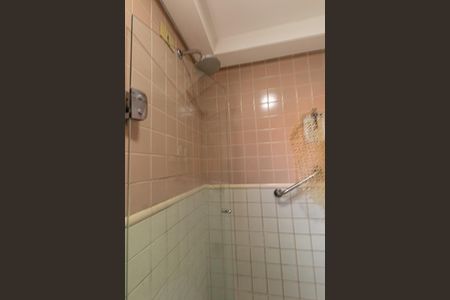 Apartamento para alugar com 70m², 2 quartos e 1 vaga Apartamento para alugar com 70m², 2 quartos e 1 vagaBanheiro da Suite