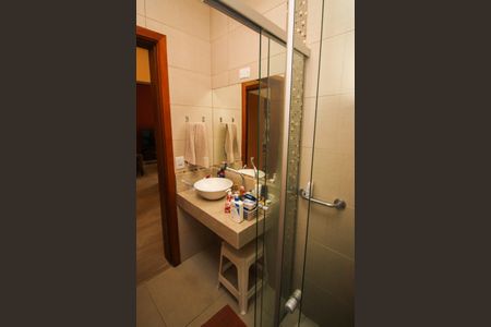 Apartamento à venda com 69m², 2 quartos e 2 vagasBanheiro