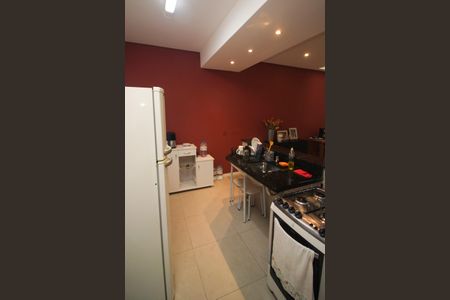 Apartamento à venda com 69m², 2 quartos e 2 vagasCozinha