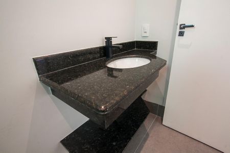 Apartamento para alugar com 95m², 3 quartos e 2 vagas Apartamento para alugar com 95m², 3 quartos e 2 vagasBanheiro da Suite 1