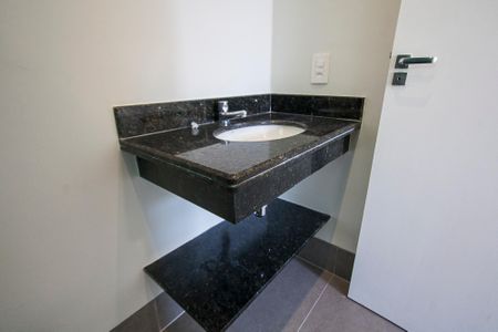 Apartamento para alugar com 95m², 3 quartos e 2 vagas Apartamento para alugar com 95m², 3 quartos e 2 vagasBanheiro da Suite 2