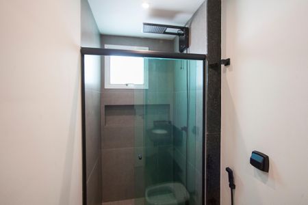 Apartamento para alugar com 95m², 3 quartos e 2 vagas Apartamento para alugar com 95m², 3 quartos e 2 vagasBanheiro da Suite 1