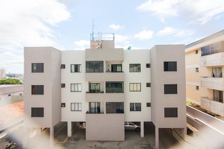 Vista da Sala de apartamento para alugar com 3 quartos, 95m² em Patrimônio, Uberlândia