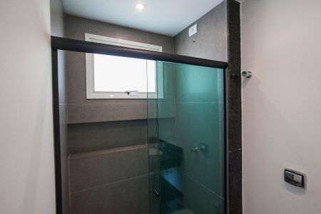 Apartamento para alugar com 95m², 3 quartos e 2 vagas Apartamento para alugar com 95m², 3 quartos e 2 vagasBanheiro da Suite 2