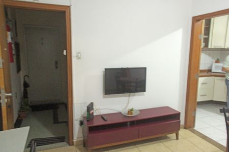 Sala de apartamento para alugar com 2 quartos, 67m² em Embaré, Santos