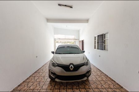 Garagem de casa para alugar com 3 quartos, 200m² em Jardim Jaragua, São Paulo
