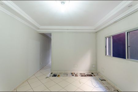 Sala de casa para alugar com 3 quartos, 200m² em Jardim Jaragua, São Paulo