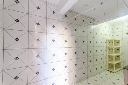Área de Serviço de casa para alugar com 3 quartos, 200m² em Jardim Jaragua, São Paulo