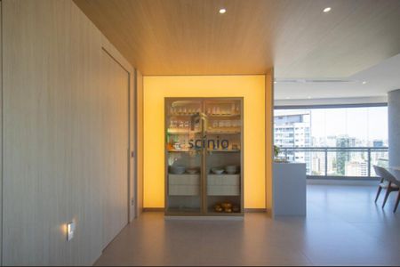 Apartamento à venda com 2 quartos, 168m² em Vila Nova Conceição, São Paulo