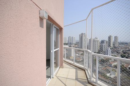 Apartamento à venda com 121m², 3 quartos e 2 vagasVaranda