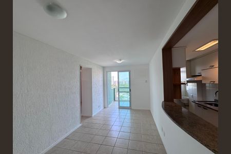 Sala de apartamento para alugar com 2 quartos, 66m² em Recreio dos Bandeirantes, Rio de Janeiro