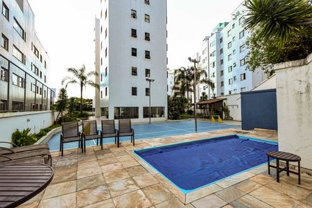 Apartamento para alugar com 250m², 3 quartos e 3 vagasÁrea comum - Piscina