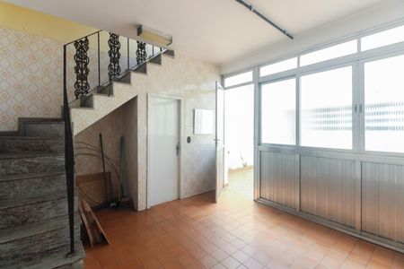 Casa para alugar com 300m², 4 quartos e 3 vagasÁrea de Serviço 