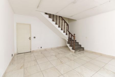 Casa para alugar com 300m², 4 quartos e 3 vagasSala 