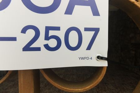Casa para alugar com 300m², 4 quartos e 3 vagasFachada - Placa Código YWPD-4