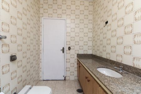 Casa para alugar com 300m², 4 quartos e 3 vagasBanheiro Suíte 1