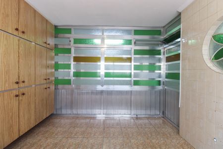 Casa para alugar com 300m², 4 quartos e 3 vagasCozinha 
