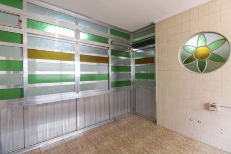Casa para alugar com 300m², 4 quartos e 3 vagasCozinha 