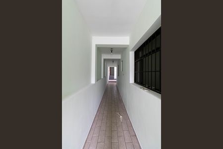 Casa para alugar com 250m², 4 quartos e 1 vaga Casa para alugar com 250m², 4 quartos e 1 vagaCorredor