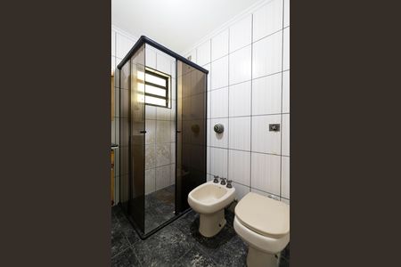 Casa para alugar com 250m², 4 quartos e 1 vaga Casa para alugar com 250m², 4 quartos e 1 vagaCasa 2 - Banheiro