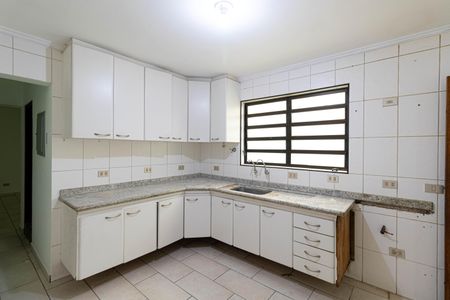 Casa para alugar com 250m², 4 quartos e 1 vaga Casa para alugar com 250m², 4 quartos e 1 vagaCasa 2 - Cozinha