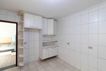 Casa para alugar com 250m², 4 quartos e 1 vaga Casa para alugar com 250m², 4 quartos e 1 vagaCasa 2 - Cozinha