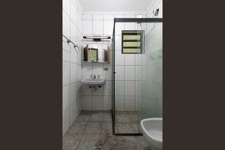 Casa para alugar com 250m², 4 quartos e 1 vaga Casa para alugar com 250m², 4 quartos e 1 vagaCasa 1 - Banheiro