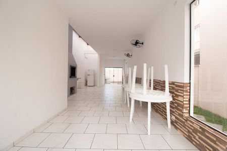 Apartamento para alugar com 49m², 2 quartos e 1 vagaÁrea comum - Salão de festas