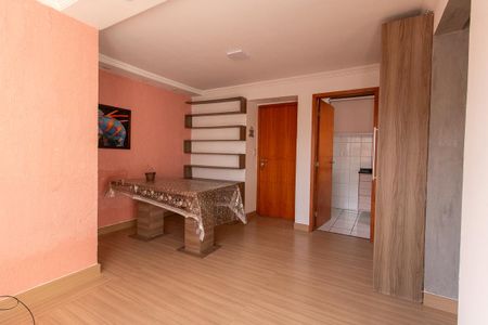 Sala de apartamento para alugar com 2 quartos, 49m² em Sítio Cercado, Curitiba