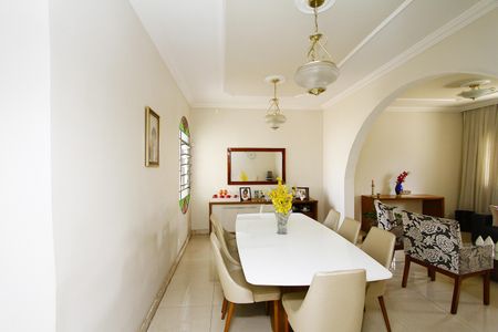 Casa à venda com 300m², 4 quartos e 3 vagasSala de Jantar