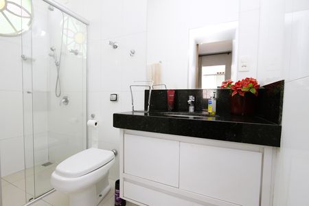 Casa à venda com 300m², 4 quartos e 3 vagasBanheiro da Suíte