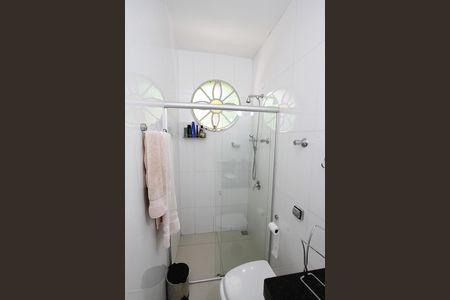 Casa à venda com 300m², 4 quartos e 3 vagasBanheiro da Suíte