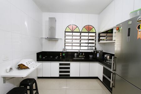 Casa à venda com 300m², 4 quartos e 3 vagasCozinha