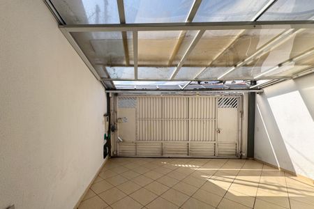 Casa à venda com 158m², 3 quartos e 3 vagas Casa à venda com 158m², 3 quartos e 3 vagasVista - Sala