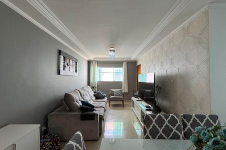 Casa à venda com 158m², 3 quartos e 3 vagas Casa à venda com 158m², 3 quartos e 3 vagasSala