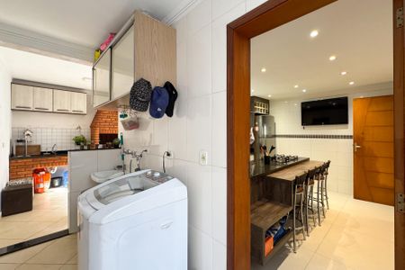 Casa à venda com 158m², 3 quartos e 3 vagas Casa à venda com 158m², 3 quartos e 3 vagasÁrea de Serviço