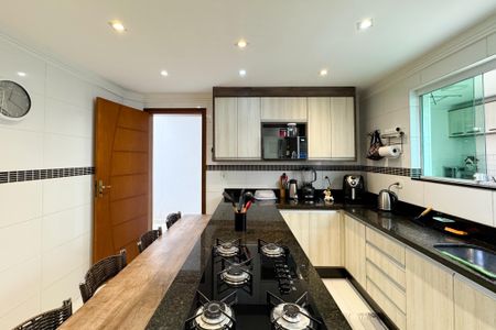 Casa à venda com 158m², 3 quartos e 3 vagas Casa à venda com 158m², 3 quartos e 3 vagasCozinha