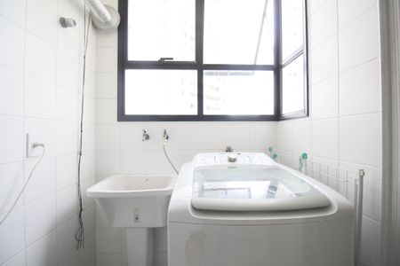 Apartamento à venda com 79m², 3 quartos e 2 vagasÁrea de Serviço