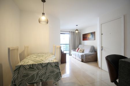 Apartamento à venda com 79m², 3 quartos e 2 vagasSala