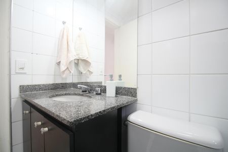 Apartamento à venda com 79m², 3 quartos e 2 vagasBanheiro 2