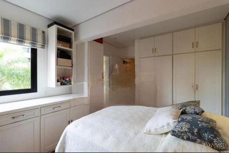 Apartamento à venda com 3 quartos, 190m² em Aclimação, São Paulo
