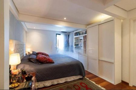 Apartamento à venda com 3 quartos, 190m² em Aclimação, São Paulo