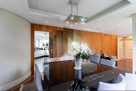 Apartamento à venda com 3 quartos, 190m² em Aclimação, São Paulo