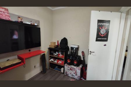 Quarto 1 de apartamento para alugar com 2 quartos, 45m² em Vila Popular, São Paulo