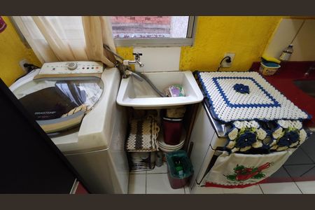 Apartamento para alugar com 45m², 2 quartos e sem vaga Apartamento para alugar com 45m², 2 quartos e sem vagaCozinha e Área de Serviço conjugadas