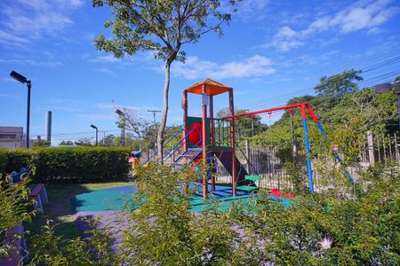 Apartamento à venda com 65m², 3 quartos e 1 vaga Apartamento à venda com 65m², 3 quartos e 1 vagaÁrea comum - Playground