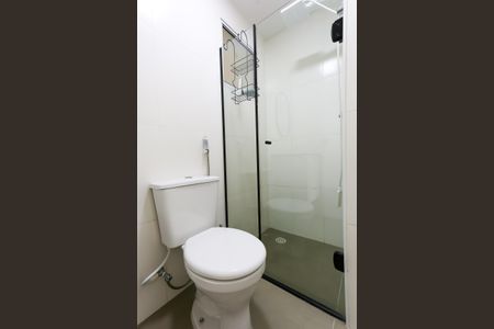 Apartamento para alugar com 58m², 2 quartos e 1 vaga Apartamento para alugar com 58m², 2 quartos e 1 vagaBanheiro da Suíte