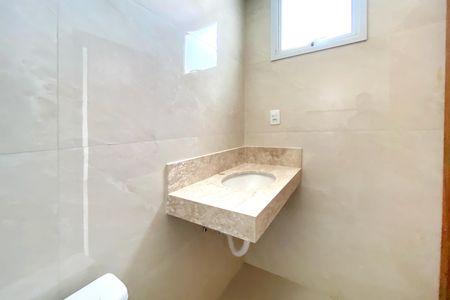 Casa à venda com 125m², 3 quartos e 2 vagas Casa à venda com 125m², 3 quartos e 2 vagasBanheiro da Suíte