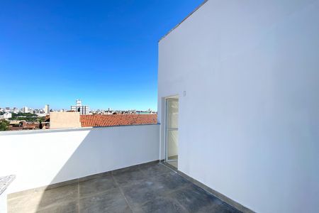 Casa à venda com 125m², 3 quartos e 2 vagas Casa à venda com 125m², 3 quartos e 2 vagasVaranda 2 cobertura