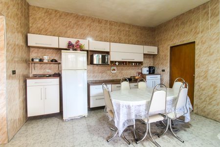 Casa à venda com 163m², 1 quarto e 4 vagasCozinha